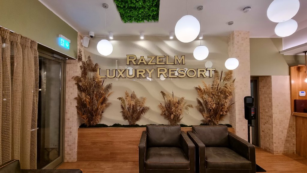 Razelm Luxury Resort ( Loc. Visina)
